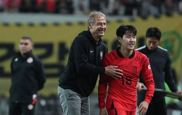 克林斯曼借4球大胜走出危机 弟子力挺：嘘声=激励！