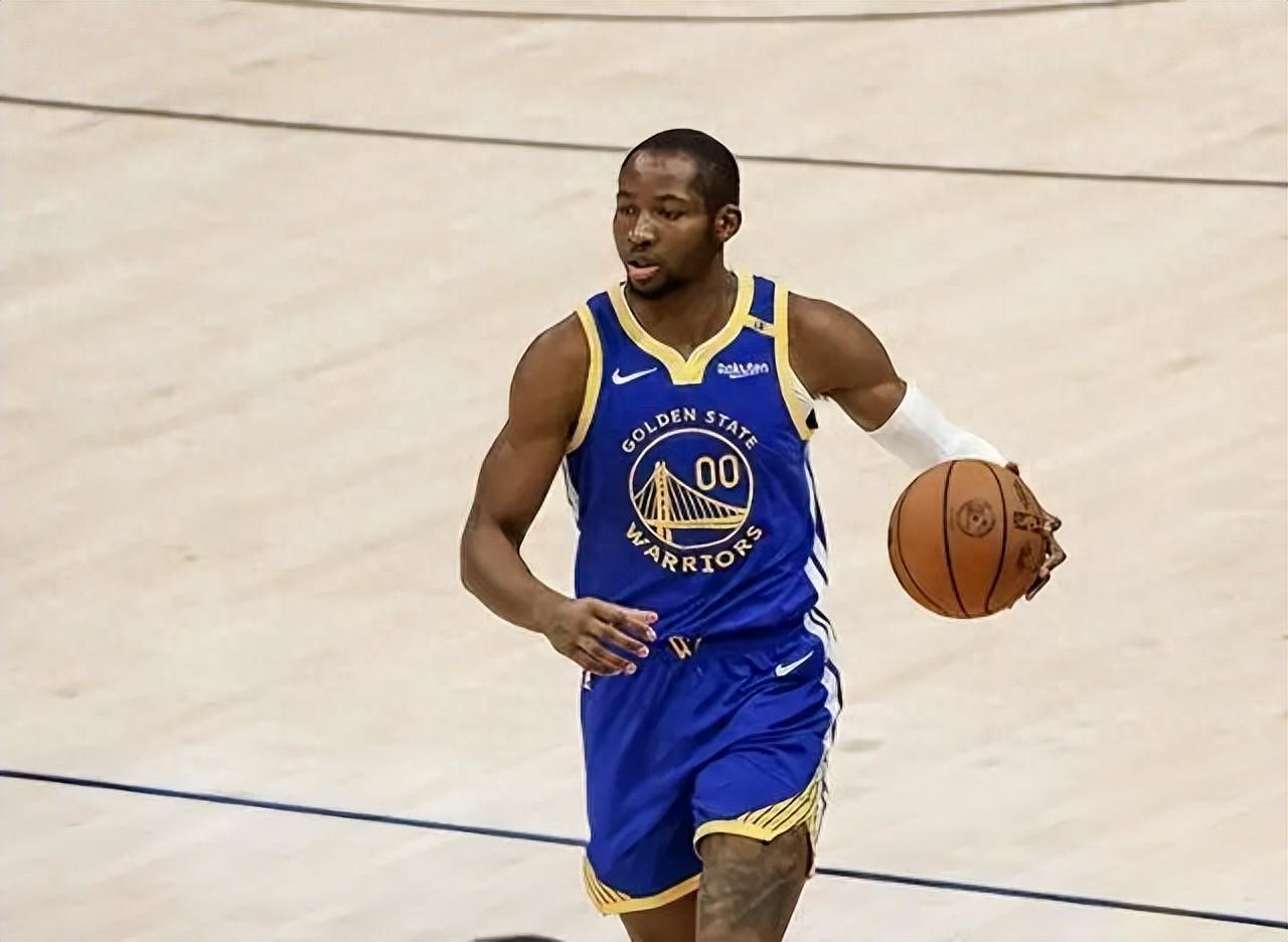 APP下载-一夜3大震动！库明加刚获资格就逼宫，火箭旧将报销，快船迎曙光