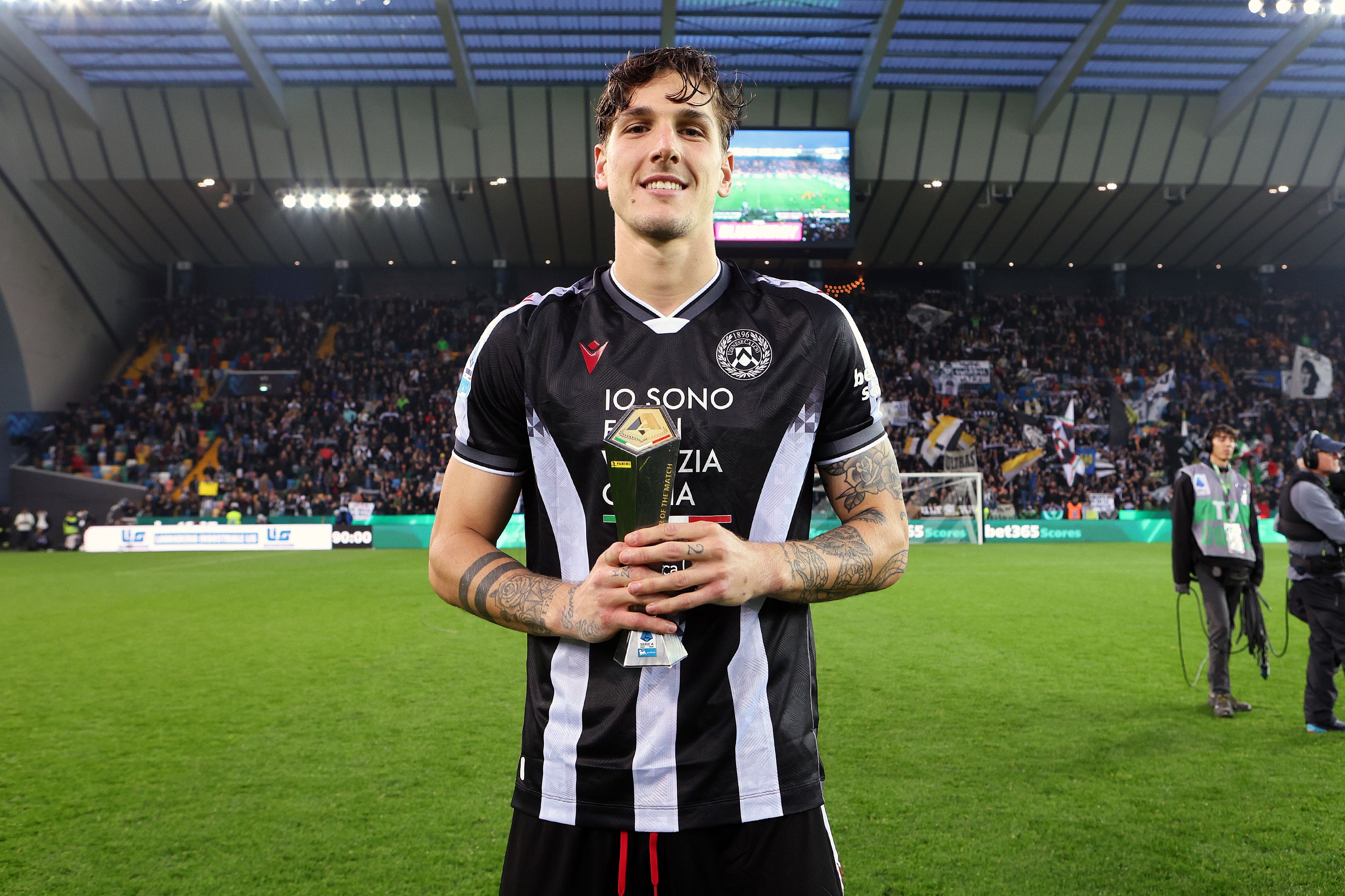 模拟器-扎尼奥洛：希望能入选意大利国家队 我在罗马买了两套养老房